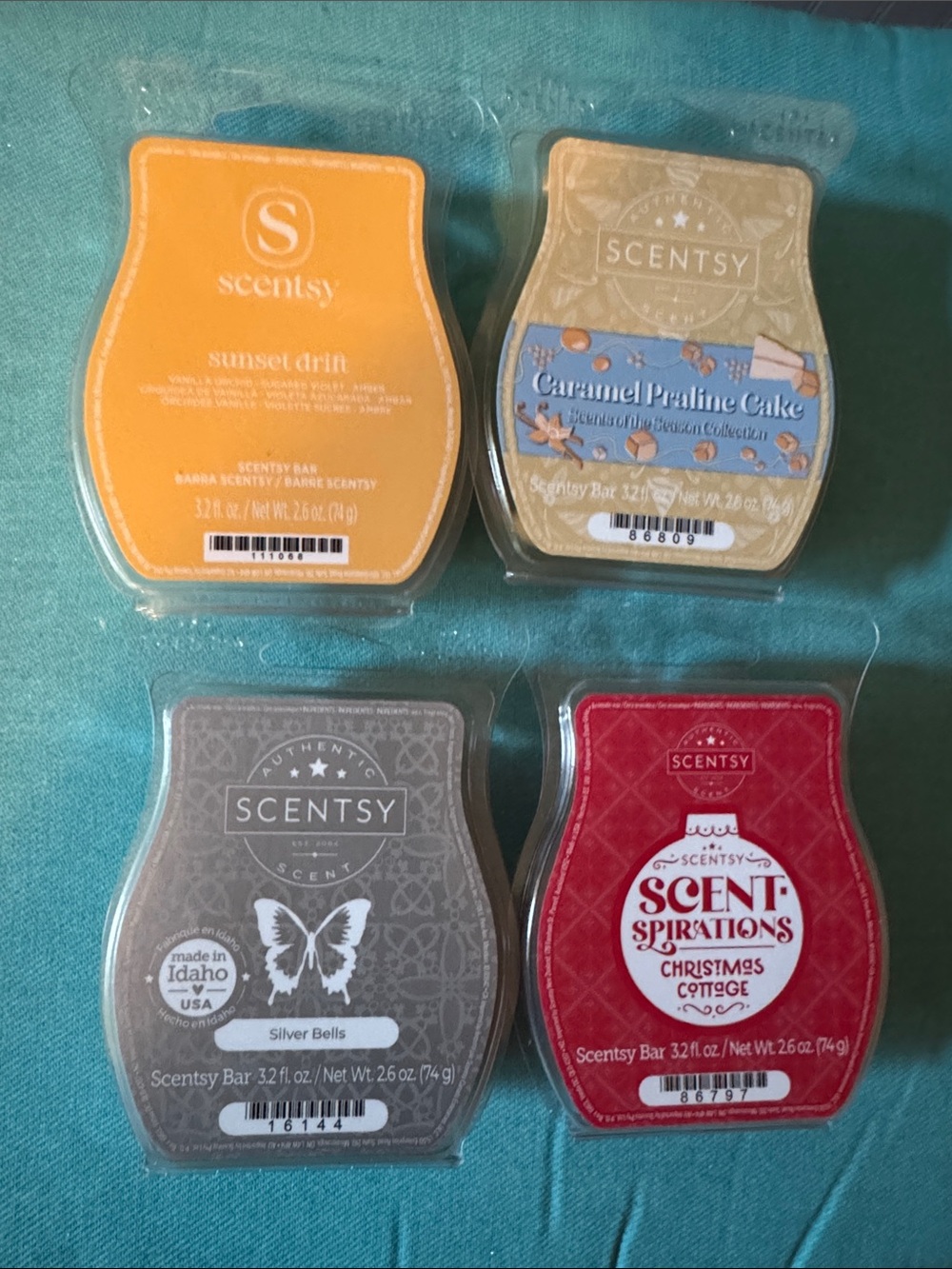 Scentsy Wax Melt Set — Yellow, Gold, Gray, Red